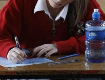 पानी की बोतल ले गए तो नहीं मिलेगा परीक्षा केंद्र में प्रवेश 4 Hello Uttarakhand News &raquo;