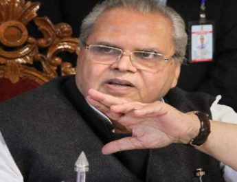 राज्यपाल मलिक ने घाटी के नेताओं पर साधा निशाना, बोले-खुद के बच्चे विदेशों में, लोगों के बच्चों को कर रहे गुमराह 2 Hello Uttarakhand News »