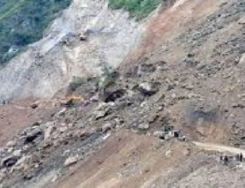 उत्तराखंडः भूस्खलन से तीन लोग घायल, दो लापता 4 Hello Uttarakhand News »