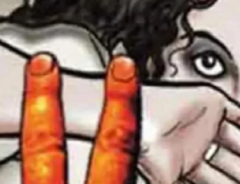 उत्तराखंड: माँ की मौत के बाद नाबालिक बेटी से दुष्कर्म करता रहा पिता, डेढ़ साल बाद लड़की ने दिखाई हिम्मत.. 4 Hello Uttarakhand News »