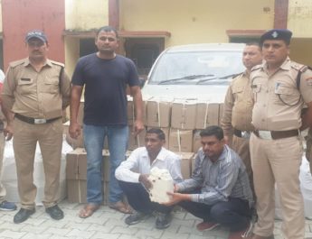 देहरादून : पंचायत चुनाव के लिए लाई गई छह लाख की अवैध शराब के साथ दो तस्कर गिरफ्तार 4 Hello Uttarakhand News »
