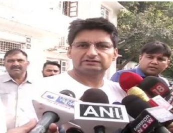 खट्टर सरकार को समर्थन देने वाले विधायकों को जनता मारेगी जूते- हुड्डा 4 Hello Uttarakhand News »