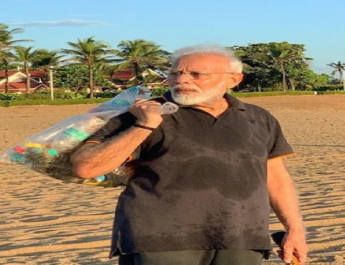 समुद्र तट पर कूड़ा बिनने लगे पीएम मोदी,लोगों को दिया संदेश 4 Hello Uttarakhand News »