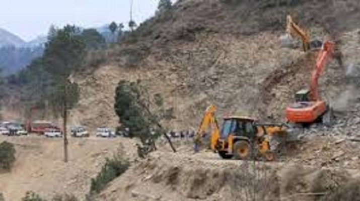 ऋषिकेश गंगोत्री हाईवे देर रात से बंद, दोनों ओर 25 से ज्यादा वाहन फंसे 1 ऋषिकेश गंगोत्री हाईवे देर रात से बंद, दोनों ओर 25 से ज्यादा वाहन फंसे 1 Hello Uttarakhand News »