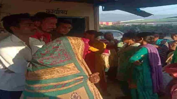 अवैध शराब के खिलाफ महिलाओं ने बोला हल्ला, उजाड़ी कई भट्टियां 1 Hello Uttarakhand News &raquo;