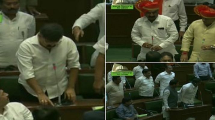 ठाकरे सरकार ने पास की पहली अग्निपरीक्षा, फ्लोर टेस्ट में 169 विधायकों का समर्थन 1 ठाकरे सरकार ने पास की पहली अग्निपरीक्षा, फ्लोर टेस्ट में 169 विधायकों का समर्थन 1 Hello Uttarakhand News »