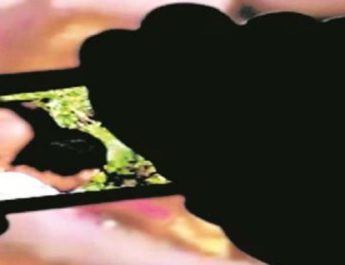 जबरन शराब पिलाकर बनाई अश्लील वीडियो, एक साल तक 35 लोगों ने किया बलात्कार 4 Hello Uttarakhand News »