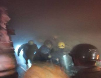 Death toll rose to 43 in a massive fire in a factory in Delhi 4 Hello Uttarakhand News »