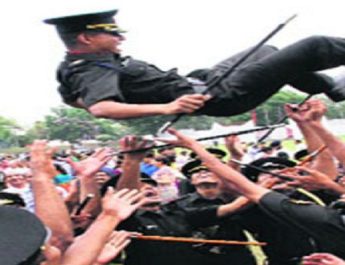 आईएमए अवॉर्ड सेरेमनी में जेंटलमैन कैडेट्स सम्मानित, शनिवार को 306 भारतीय व 71 विदेशी कैडेट होंगे पास आउट 2 Hello Uttarakhand News »