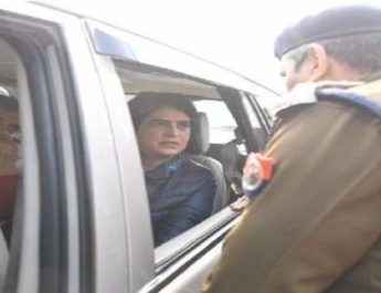 नागरिकता संशोधन अधिनियम के खिलाफ विरोध प्रदर्शन के दौरान राहुल गांधी,प्रियंका गांधी को पुलिस ने रोका 2 Hello Uttarakhand News »