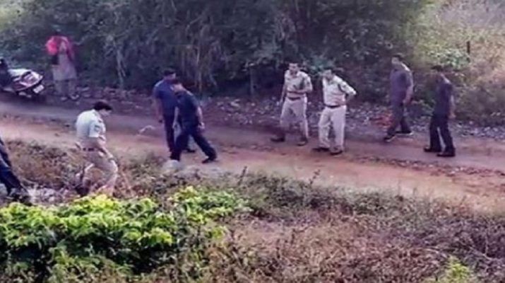 हैदराबाद एनकाउंटर: आरोपी के पिता ने कहा- मेरे बेटे को मारा तो सारे रेपिस्टों को मारे पुलिस 1 Hello Uttarakhand News »