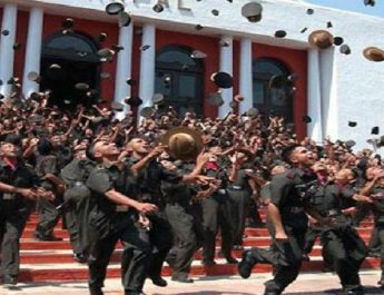 IMA की पासिंग आउट परेड हुई शुरू, रक्षा मंत्री राजनाथ सिंह ने परेड की ली सलामी 3 Hello Uttarakhand News »