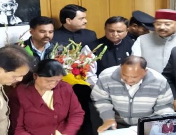 नवनिर्वाचित चंद्रा पन्त को विधानसभा अध्यक्ष ने दिलाई विधायिकी की शपथ 4 Hello Uttarakhand News »