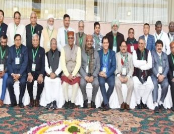 देश के विधायी निकायों के पीठासीन अधिकारियों का उत्तराखण्ड में पहला सम्मेलन, लोक सभा अध्यक्ष ओम बिड़ला बोले- लोकतंत्र की मजबूती के लिए होगी चर्चा 4 Hello Uttarakhand News »