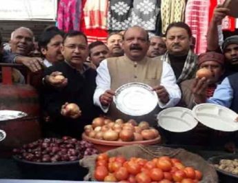 महंगाई को लेकर मोदी सरकार के खिलाफ कांग्रेस का प्रदर्शन 4 Hello Uttarakhand News »