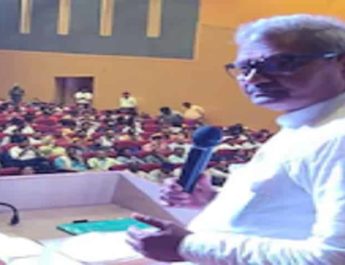 BJP सांसद का विवादित बयान-आतंकी पाकिस्तान का चेला-चपटा है गाँधी परिवार 3 Hello Uttarakhand News »