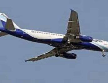 विमान में तीन यात्रियों को पड़ा दिल का दौरा, एक यात्री की मौत 2 Hello Uttarakhand News »