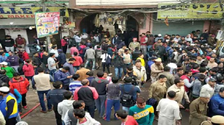 दिल्ली में अनाज मंडी के पास फैक्टरी में आग से अब तक 43 मजदूरों की मौत 1 Hello Uttarakhand News »