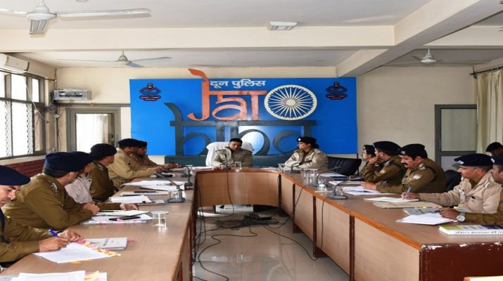 सीएए को लेकर शान्ति व्यवस्था बनाये,बिना कारण विवेचना लम्बित रखने पर नपेंगे थानेदार-एसएसपी 1 Hello Uttarakhand News »