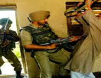 J&K: सुरक्षाबलों और आतंकियों में मुठभेड़, एक आतंकी ढेर; एक सप्ताह पहले ही आतंकी संगठन से जुड़ा 3 Hello Uttarakhand News »