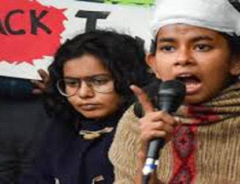 JNU हिंसा: अध्यक्ष आइशी घोष के खिलाफ एफआईआर दर्ज, भड़के जावेद अख्तर... 4 Hello Uttarakhand News »