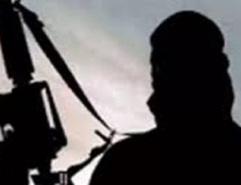 कश्मीर: दो आतंकियों के साथ कार में मिले DSP, गिरफ्तार 5 Hello Uttarakhand News »