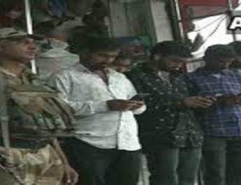 जम्मू के 10 जिलों में 2-जी व कश्मीर में प्रीपेड मोबाइल सेवा बहाल 3 Hello Uttarakhand News »