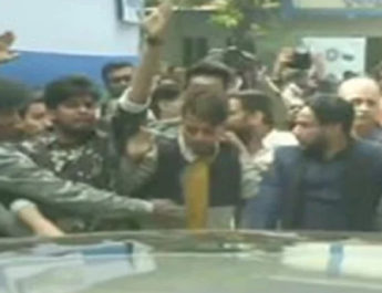 कलकत्ता यूनिवर्सिटी के छात्रों ने रोका राज्यपाल की कार का रास्ता 3 Hello Uttarakhand News »