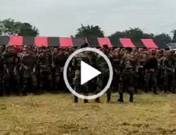 वतन के रखवालों ने खास अंदाज़ में किया 2020 को सलाम, देखिये ये ख़ास जश्‍न.. 2 Hello Uttarakhand News »