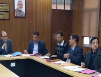 कोरोना वायरस को लेकर उत्तराखंड में बढ़ी सतर्कता, केन्द्रीय स्वास्थ्य सचिव के साथ हुई बैठक 3 Hello Uttarakhand News »