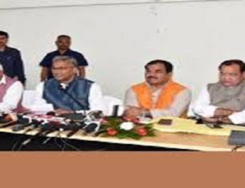 त्रिवेंद्र सरकार की तीसरी ई-कैबिनेट बैठक शुरू, लग सकती है 10 से ज्यादा प्रस्तावों में मुहर 4 Hello Uttarakhand News »