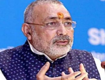 केंद्रीय मंत्री बोले- मिशनरी स्कूलों में पढने वाले ज्यादातर खाते बीफ, स्कूलों में पढ़ाया जाय “गीता” 3 Hello Uttarakhand News »