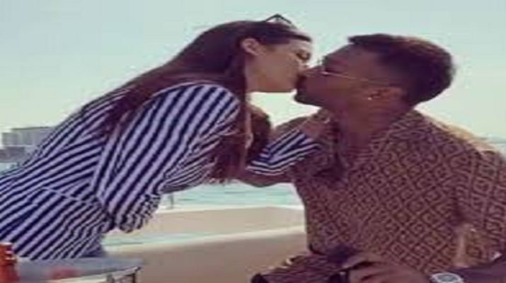 हार्दिक पांड्या ने गर्लफ्रेंड नताशा के साथ की सगाई, जल्द रचा सकते हैं शादी 1 Hello Uttarakhand News »