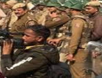 शाहीन बाग में बढ़ा दी गई सुरक्षा, आरोपी कपिल गुर्जर को भेजा पुलिस रिमांड पर 4 Hello Uttarakhand News »