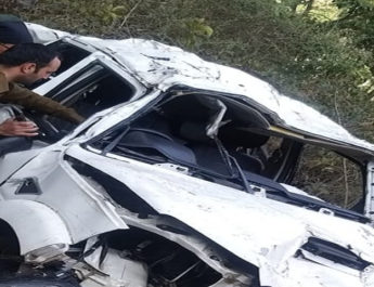 उत्तरकाशी: अनियंत्रित होकर खाई में गिरी स्कार्पियो, कई लोग घायल 2 Hello Uttarakhand News »