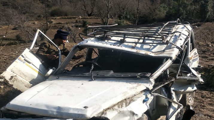 हल्द्वानी: यात्रियों से भरी गाड़ी हुई दुर्घटनाग्रस्त 1 हल्द्वानी: यात्रियों से भरी गाड़ी हुई दुर्घटनाग्रस्त 1 Hello Uttarakhand News »