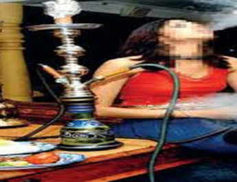 देहरादून: कैफे की आड़ में अवैध रूप से चला रहे थे हुक्का बार, पुलिस किया पर्दाफाश 2 Hello Uttarakhand News »