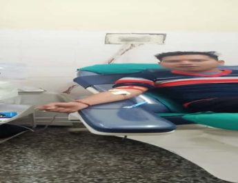 पिथौरागढ़ पुलिस के जवान ने रक्तदान कर बचाई छत से गिरकर घायल व्यक्ति की जान 3 Hello Uttarakhand News »