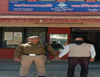 बुजुर्ग महिला से 28,00,000 लाख की धोखाधड़ी करने वाला शातिर प्रॉपर्टी डीलर गिरफ्तार! 3 Hello Uttarakhand News »