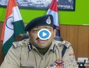 मुर्गा बनाने या उठक-बैठक करने जैसी सजा देने से दूरी बनाये पुलिस - महानिदेशक कानून और व्यवस्था अशोक कुमार 4 Hello Uttarakhand News »