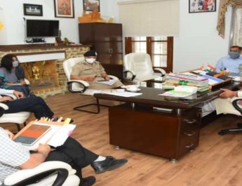 कोरोना वारियर्स को सम्मान में माला शॉल या बुके देने पर पूर्णत: प्रतिबंधित हो-मुख्यमंत्री त्रिवेंद्र सिंह रावत 2 Hello Uttarakhand News &raquo;