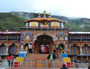 बाबा बद्रीनाथ के रावल भी 2 से 3 दिनों में पहुंचगे जोशीमठ 2 Hello Uttarakhand News »