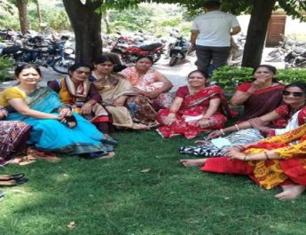 भाजपा पार्षदों व कार्यकर्ताओं ने प्रधानमंत्री के दिए निर्देशों व सोशल डिस्टनसिंग गाइडलाइन्स का किया खुलके उल्लंघन! 2 Hello Uttarakhand News »