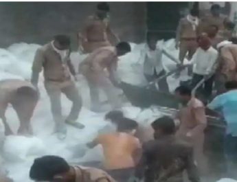 यूपी में भीषण हादसा, 24 लोगों की मौके पर ही मौत, 22 लोग घायल 3 Hello Uttarakhand News »