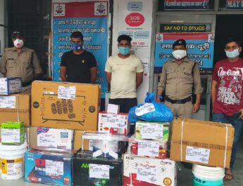 कई दुकानदारों से सामान लेकर फ़र्ज़ी ऑनलाइन पेमेंट का झांसा देकर लाखों के सामान ठगने वाले गिरोह के दो शातिर अपरादी गिरफ्तार 3 Hello Uttarakhand News »