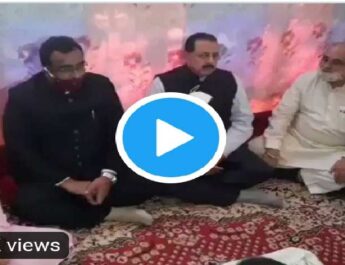 BJP General secretary, Minister to PMO and BJP State President visited Bandipora for condolences with late Waseem Bari’s family 3 Hello Uttarakhand News »