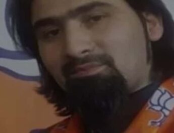 Bharatiya Janata Party leader shot dead in Kashmir along with his father and brother 2 Hello Uttarakhand News »