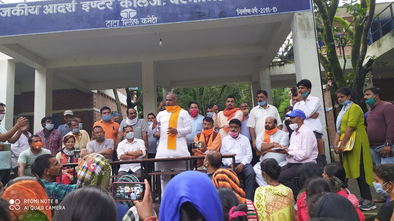 प्रभारी मंत्री जनपद पिथौरागढ़ अरविंद पाण्डेय ने आज पिथौरागढ़ जिले में किया आपदा प्रभावित क्षेत्र बंगापानी का दौरा, दिए यह निर्देश 2 Hello Uttarakhand News »