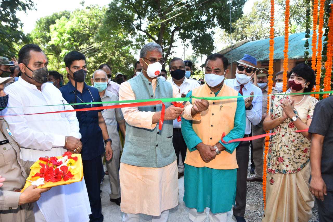 मुख्यमंत्री त्रिवेन्द्र सिंह रावत एवं वन मंत्री डॉ. हरक सिह रावत ने किया झाझरा वन रेंज परिसर में उत्तराखण्ड सिटी फॉरेस्ट ‘आनन्द वन’ का लोकापर्ण 3 मुख्यमंत्री त्रिवेन्द्र सिंह रावत एवं वन मंत्री डॉ. हरक सिह रावत ने किया झाझरा वन रेंज परिसर में उत्तराखण्ड सिटी फॉरेस्ट ‘आनन्द वन’ का लोकापर्ण 3 Hello Uttarakhand News »