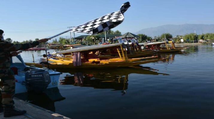 Jammu & Kashmir: Army conducted Shikaar race at Dal Lake 1 Jammu & Kashmir: Army conducted Shikaar race at Dal Lake 1 Hello Uttarakhand News »